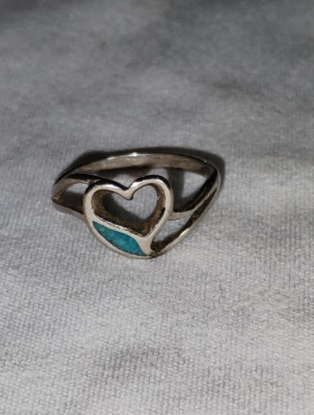 Vintage Sterling Silver Turquoise Chip Inlay Open Heart Ring Size 6